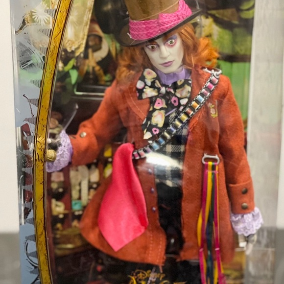 THE Mad Hatter,Disney the film 12” collection.